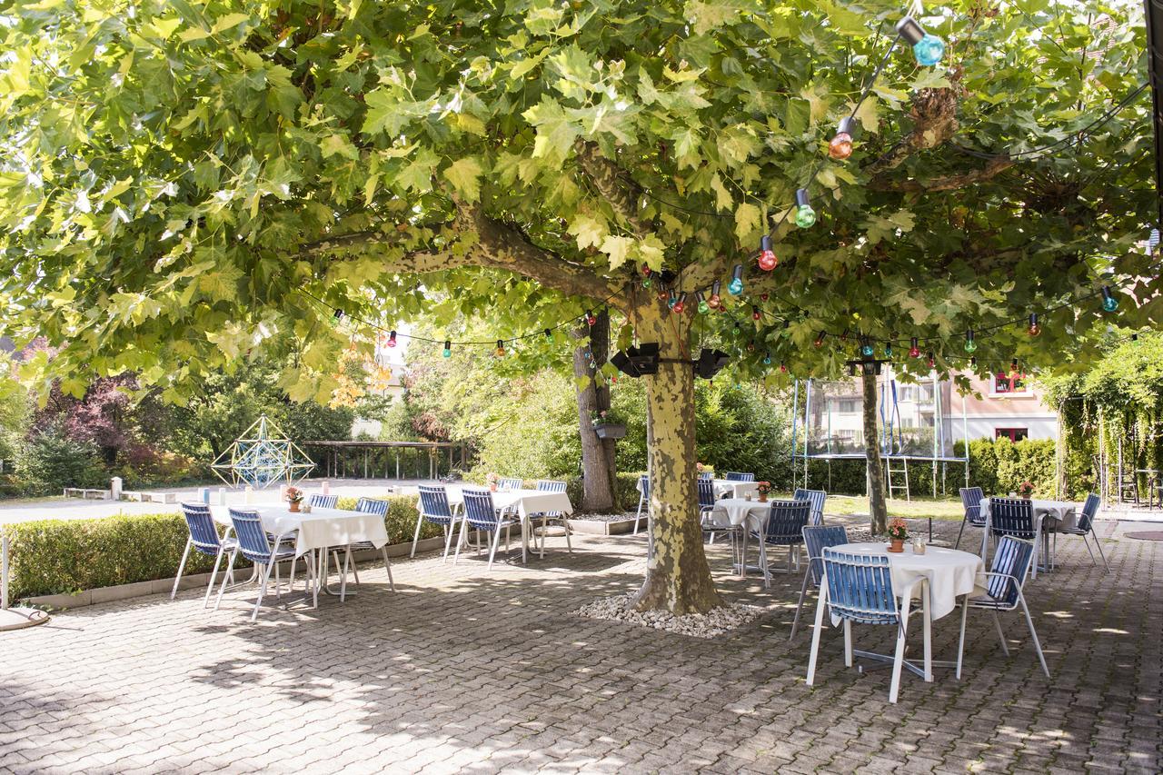 Hotel Restaurant Neuhaus Hertenstein Bagian luar foto